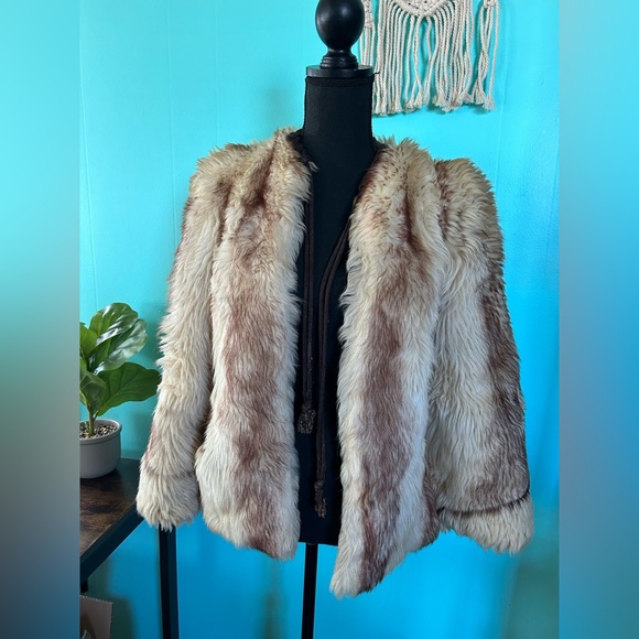 Jackets & Blazers - Authentic real vintage fur coat